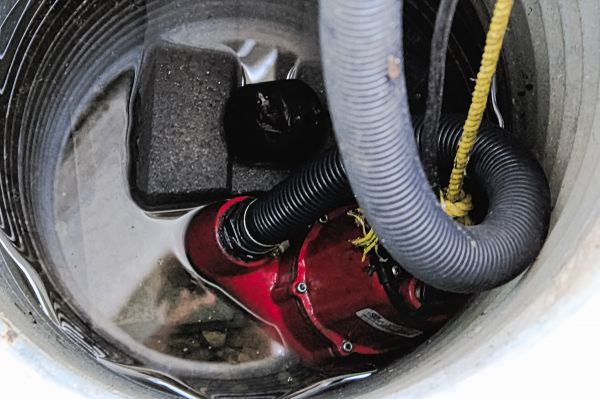 Cost of Submersible Sump Pump Service in Delaware