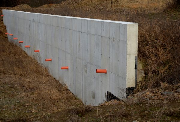 Cost of Hillside Drainage Installation in Delaware
